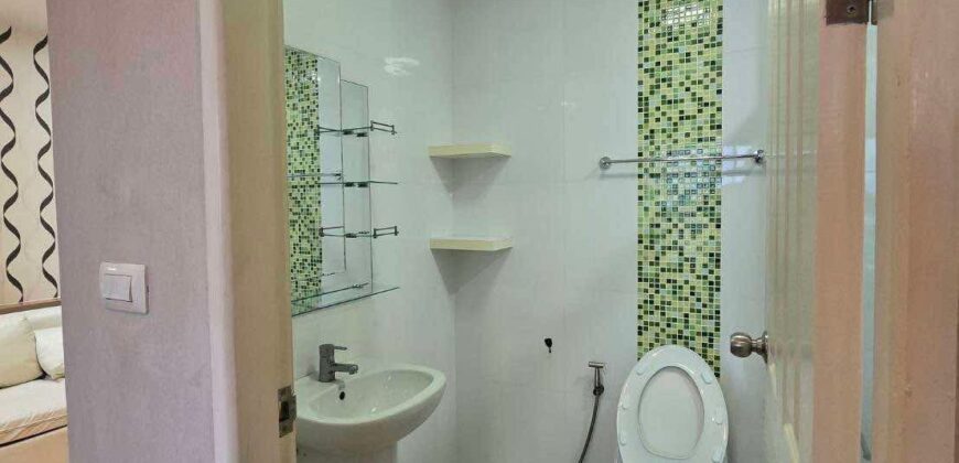 Plus Condo 22 fl. วิวสระ ขนาด 32 ตร.ม