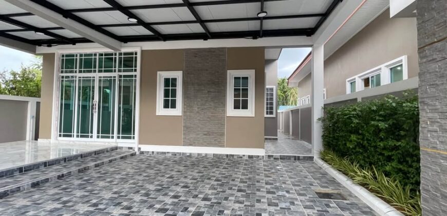 โครงการบ้านสวนสิริกาญจน์ บ้านเดี่ยวทำเลทองติดถนนใหญ่  2.79  ล้านบาท