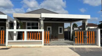 โครงการบ้านสวนสิริกาญจน์ บ้านเดี่ยวทำเลทองติดถนนใหญ่  2.79  ล้านบาท