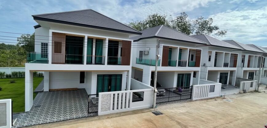 โครงการบ้าน ดาราสิริ สองชั้น waterfront ราคาเริ่มต้นที่ 5,490,000 บาท